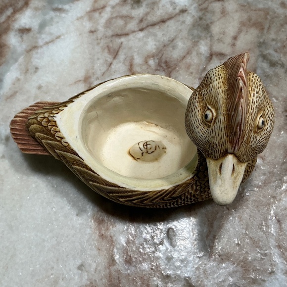 Harmony Kingdom "Keeping Current" Collector Figurine - Picture 5 of 7